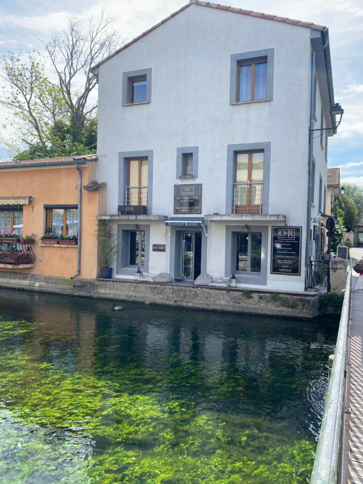 Olive- Vaste Appartement Donnant Sur La Sorgue L'Isle-sur-la-Sorgue Exterior photo